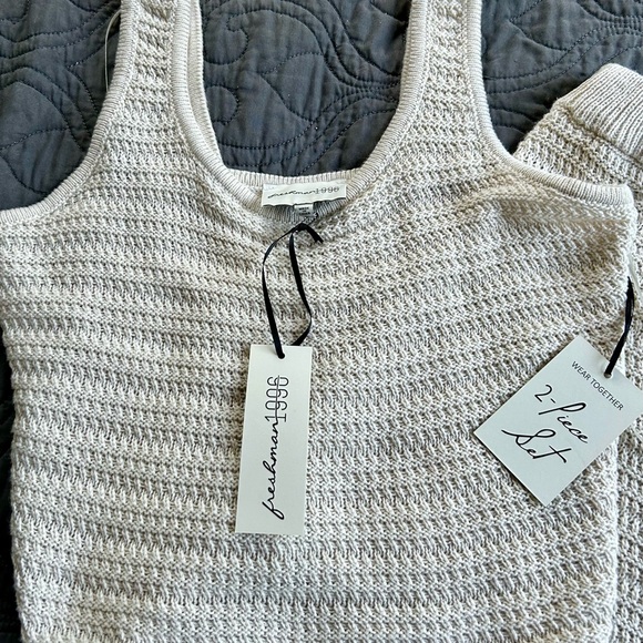 NWT Two-Piece Freshman 1996 Crocheted Unlined Tank and Skirt. - Picture 3 of 3